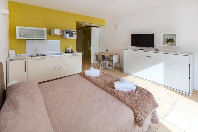 Zeus Residence Hotel - ApartHotel - Oda