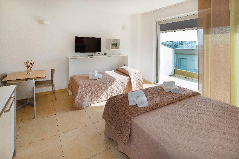 Zeus Residence Hotel - ApartHotel - Oda