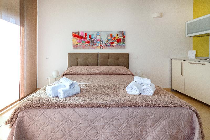 Zeus Residence Hotel - ApartHotel - Oda