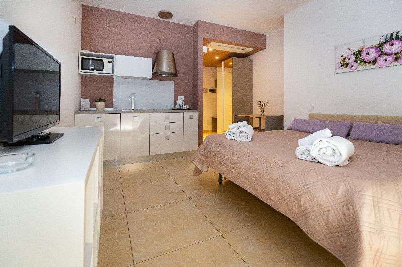 Zeus Residence Hotel - ApartHotel - Oda