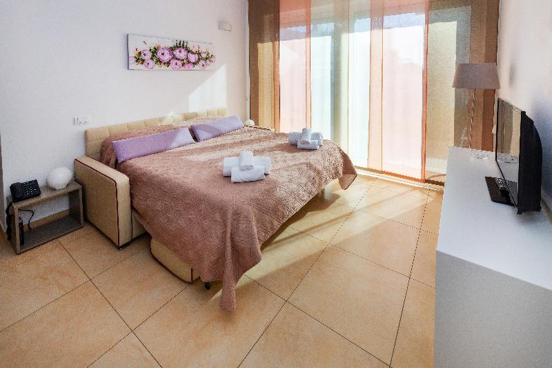 Zeus Residence Hotel - ApartHotel - Oda