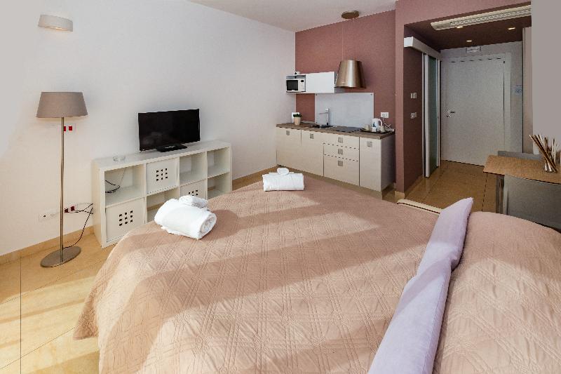 Zeus Residence Hotel - ApartHotel - Oda