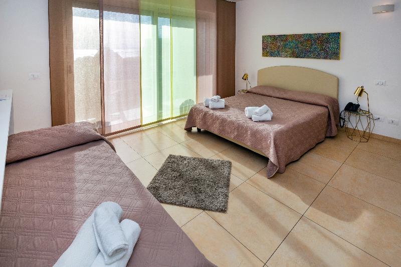 Zeus Residence Hotel - ApartHotel - Oda