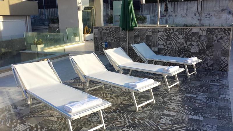 Zeus Residence Hotel - ApartHotel - Teras