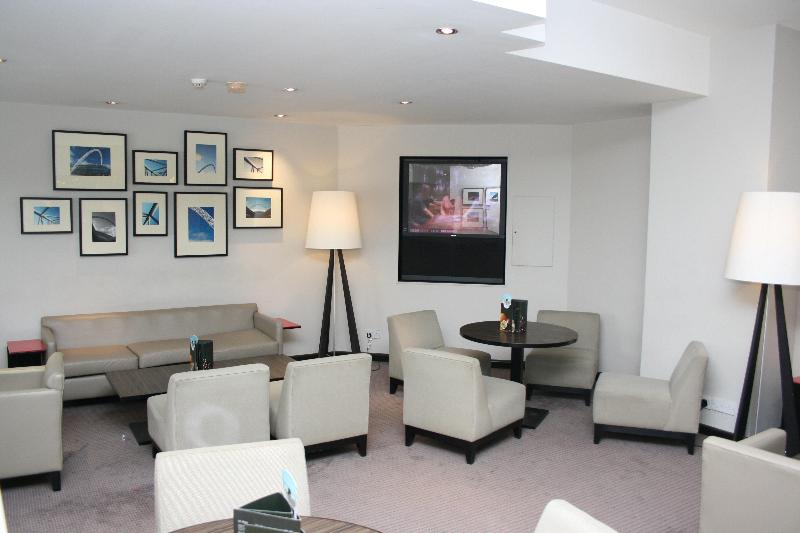 Holiday Inn London Brent Cross - Bar
