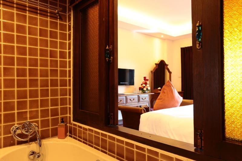 Viang Thapae Resort - Oda