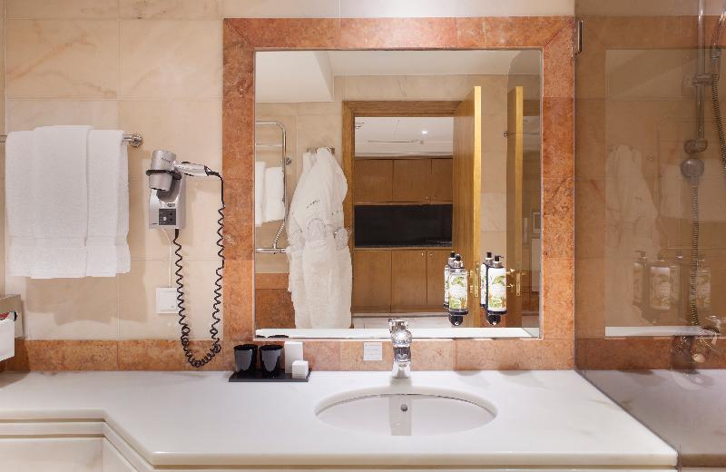 Altis Suites - Oda