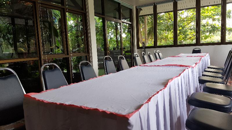 First And Frang Hotel - Toplantı