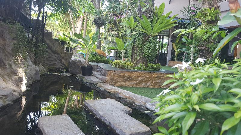 First And Frang Hotel - Genel