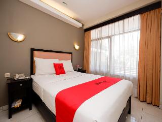 RedDoorz Plus @ Singosari Raya fotoÄŸrafÄ±