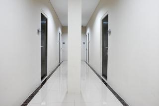 RedDoorz near Java Supermall Semarang fotoÄŸrafÄ±
