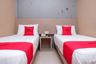 RedDoorz near Java Supermall Semarang fotoÄŸrafÄ±