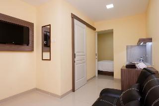 RedDoorz Plus near Paragon Mall Semarang fotoÄŸrafÄ±