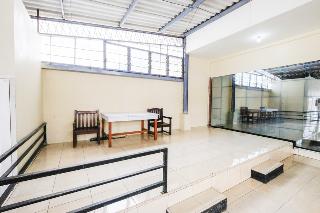 RedDoorz @ Jalan Setiabudi Semarang otel fotoğrafı