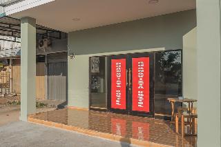 RedDoorz near Hang Nadim Batam Airport fotoÄŸrafÄ±