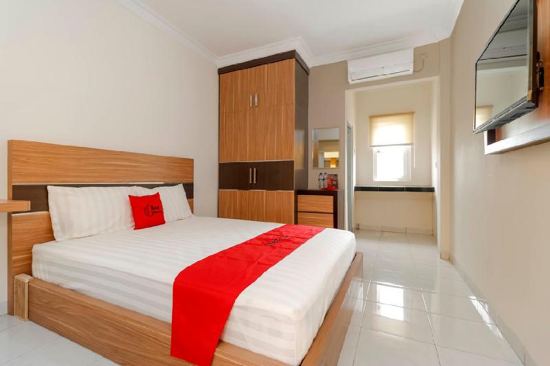 RedDoorz Plus near Palembang Square Mall - Genel