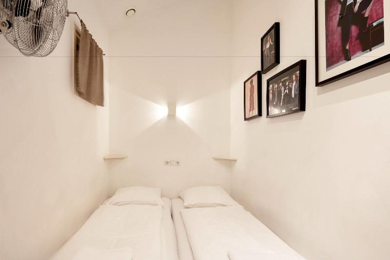 Not Hotel - Oda