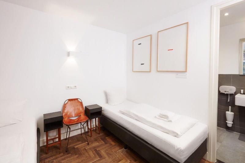 Not Hotel - Oda