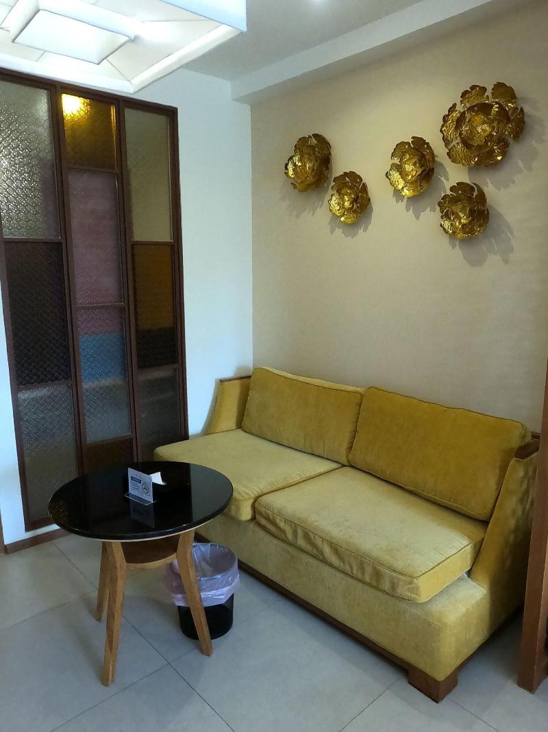 The Signature Hotel @ Thapae - Lobi
