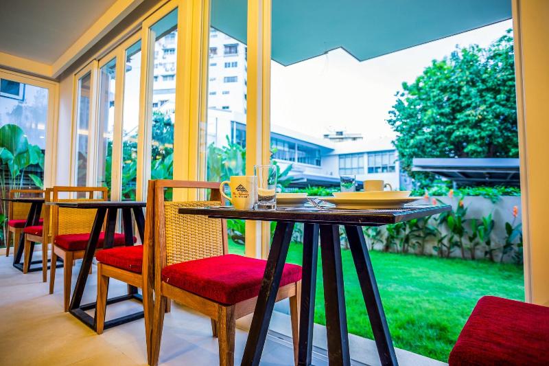 The Signature Hotel @ Thapae - Restoran