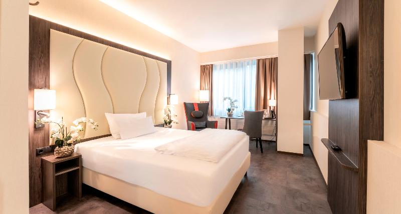 PLAZA INN Mannheim - Oda