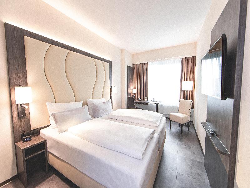 PLAZA INN Mannheim - Oda