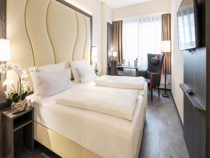 PLAZA INN Mannheim - Oda