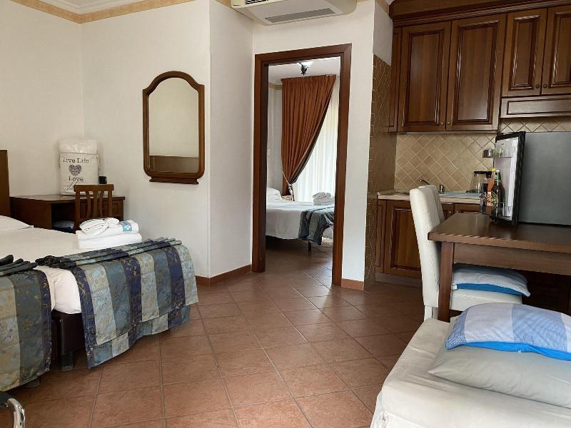 Euro House Inn Airport Hotel Residence - Lobi