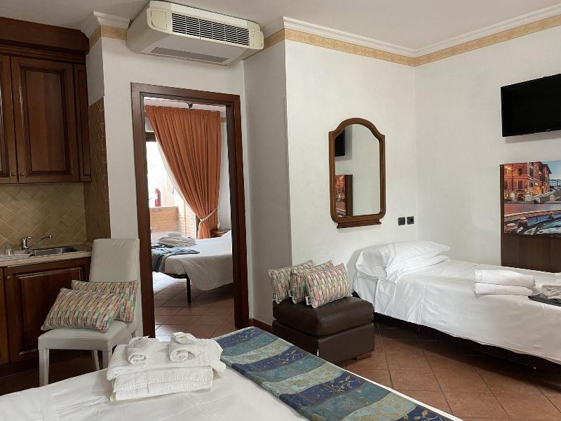 Euro House Inn Airport Hotel Residence - Lobi