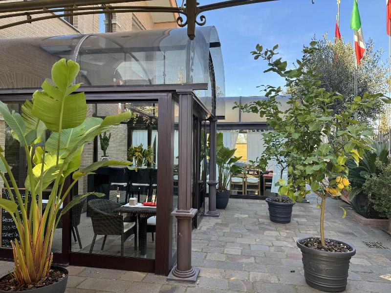Euro House Inn Airport Hotel Residence - Lobi