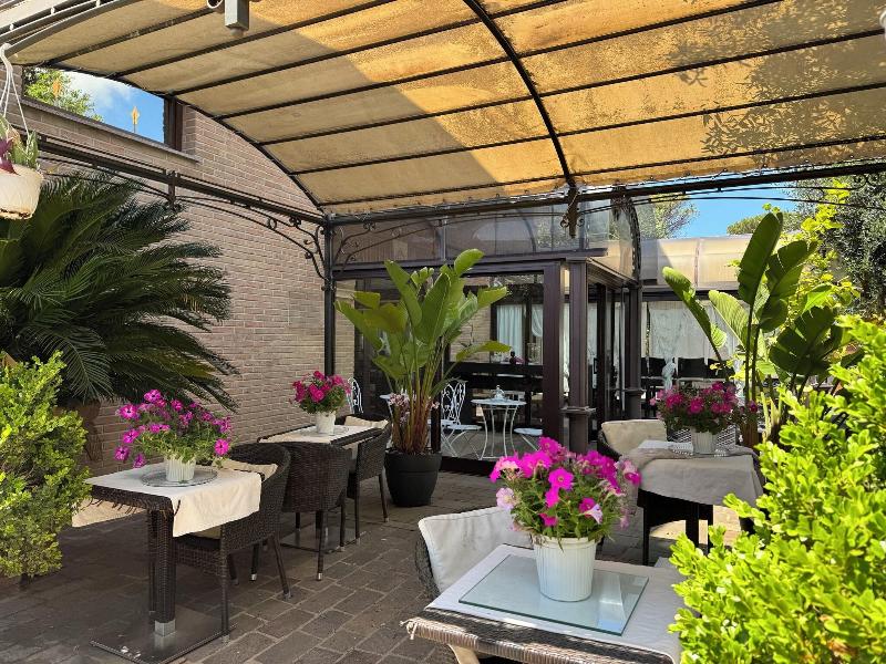 Euro House Inn Airport Hotel Residence - Lobi