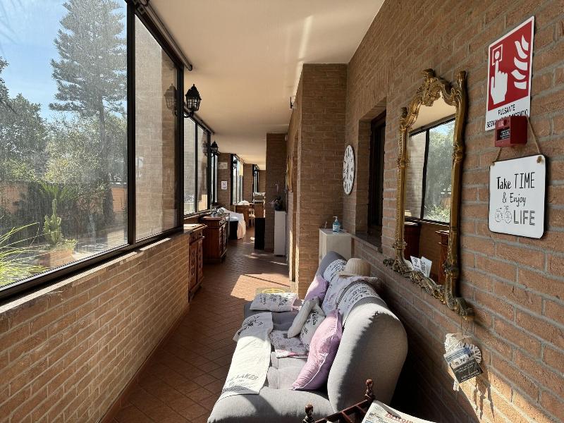 Euro House Inn Airport Hotel Residence - Lobi
