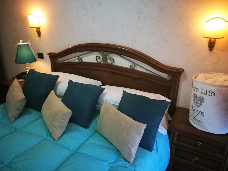Euro House Inn Airport Hotel Residence - Lobi