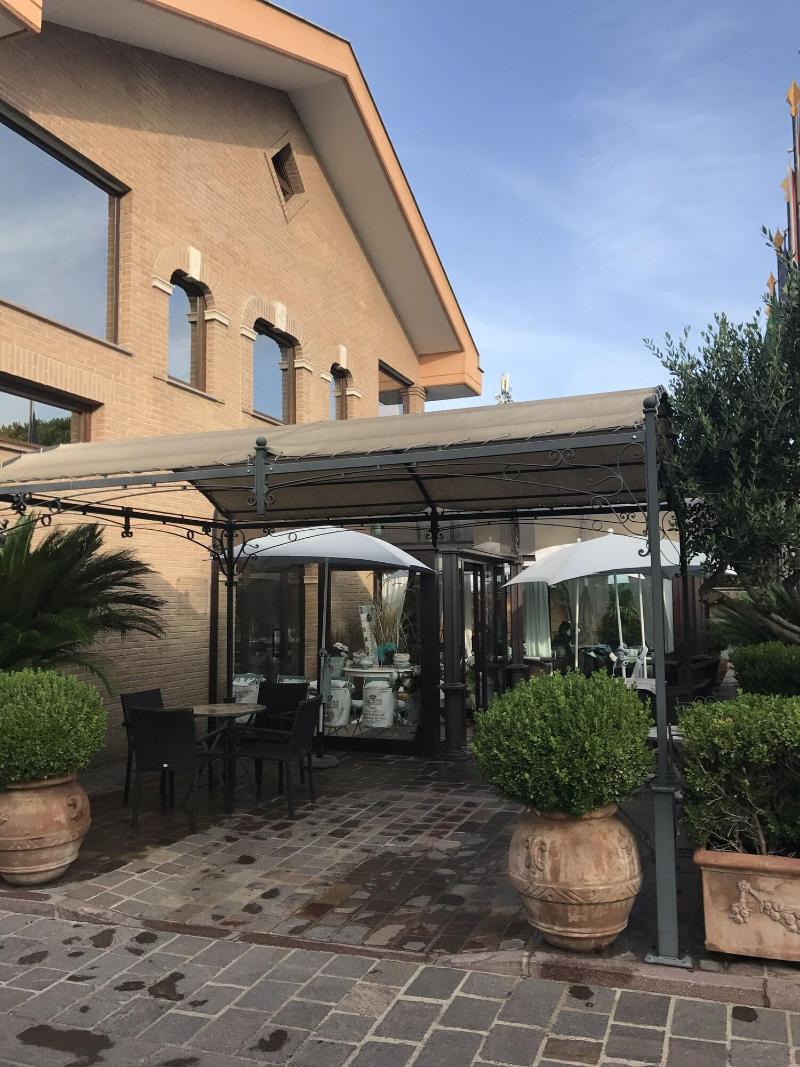 Euro House Inn Airport Hotel Residence - Genel