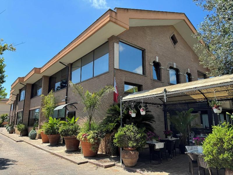 Euro House Inn Airport Hotel Residence - Genel
