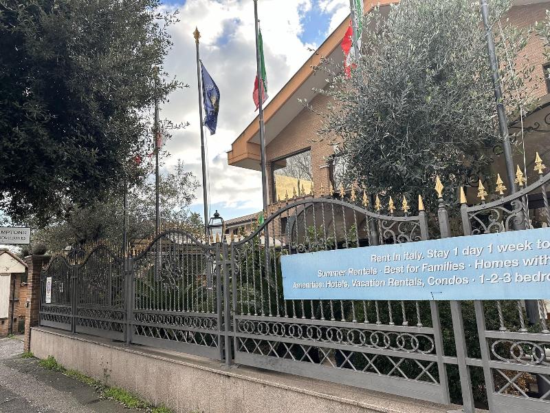 Euro House Inn Airport Hotel Residence - Genel