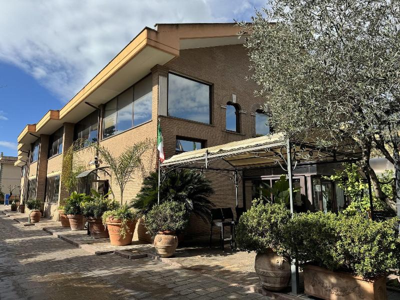 Euro House Inn Airport Hotel Residence - Genel