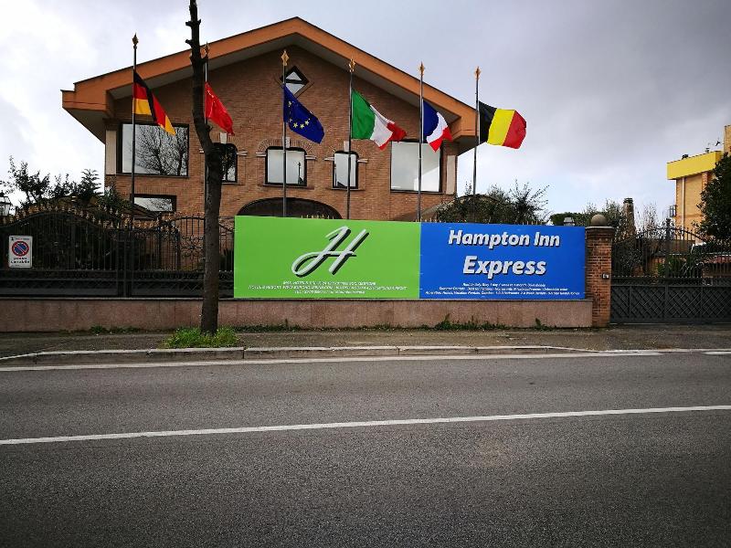 Euro House Inn Airport Hotel Residence - Genel