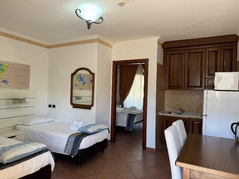 Euro House Inn Airport Hotel Residence - Oda
