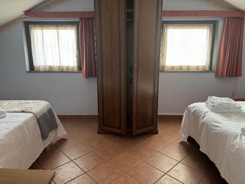 Euro House Inn Airport Hotel Residence - Oda