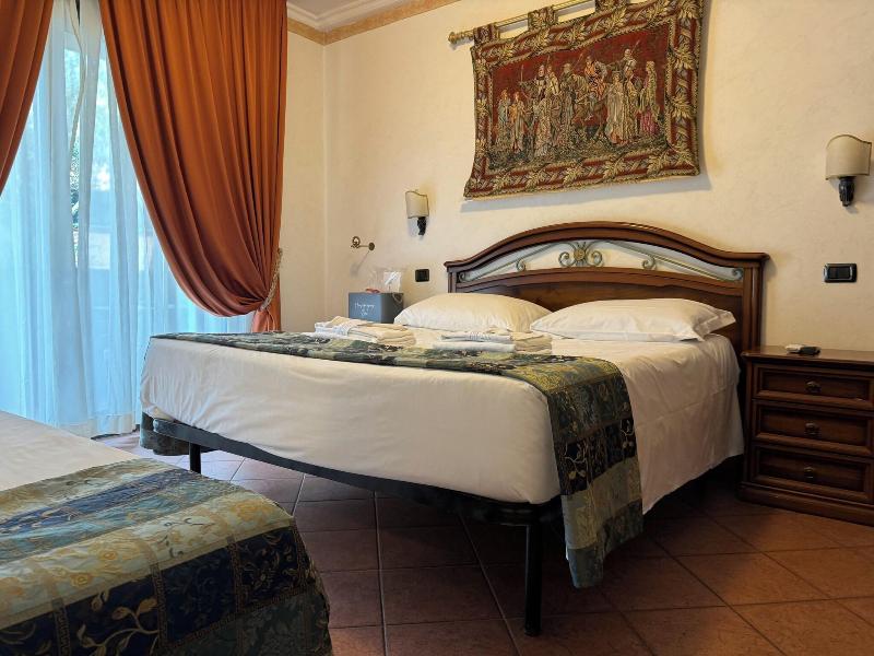 Euro House Inn Airport Hotel Residence - Oda