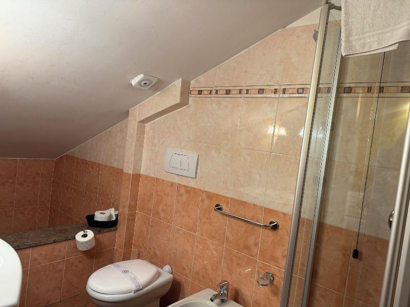 Euro House Inn Airport Hotel Residence - Oda