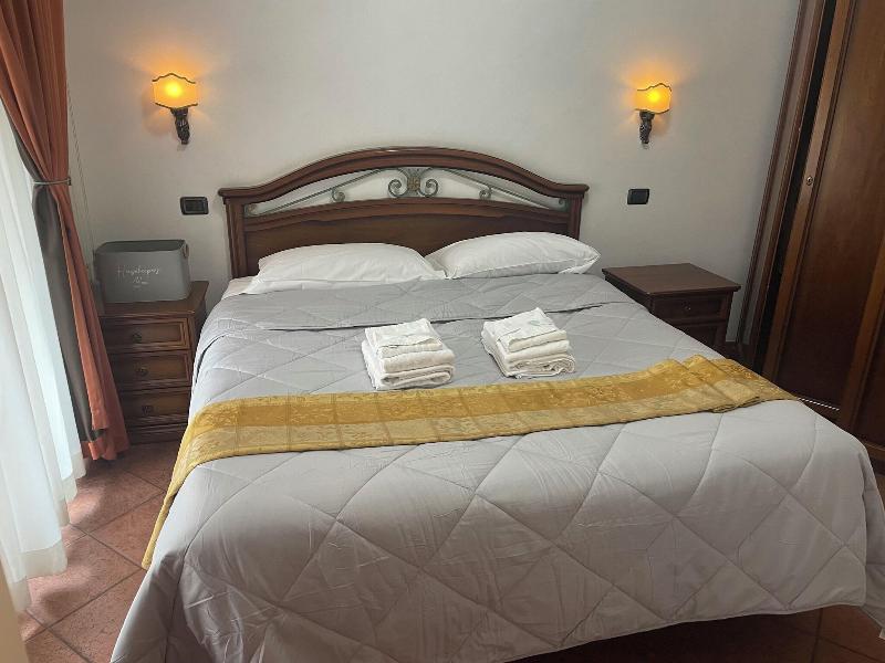 Euro House Inn Airport Hotel Residence - Oda