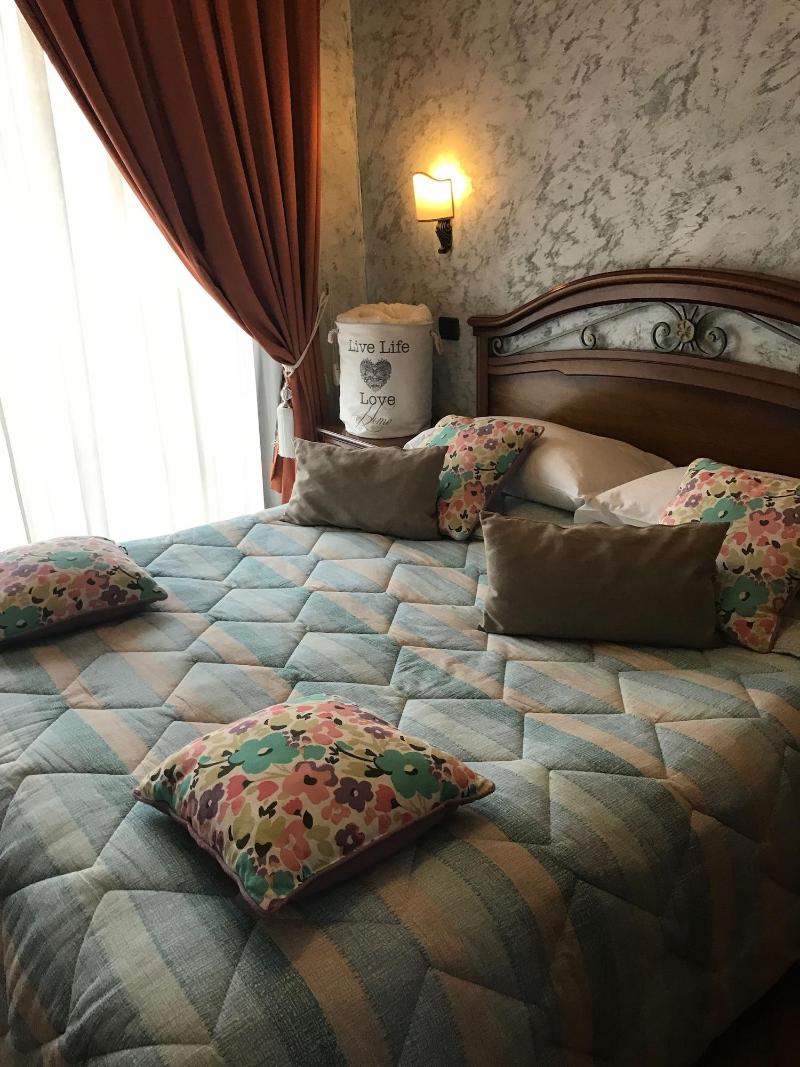 Euro House Inn Airport Hotel Residence - Oda