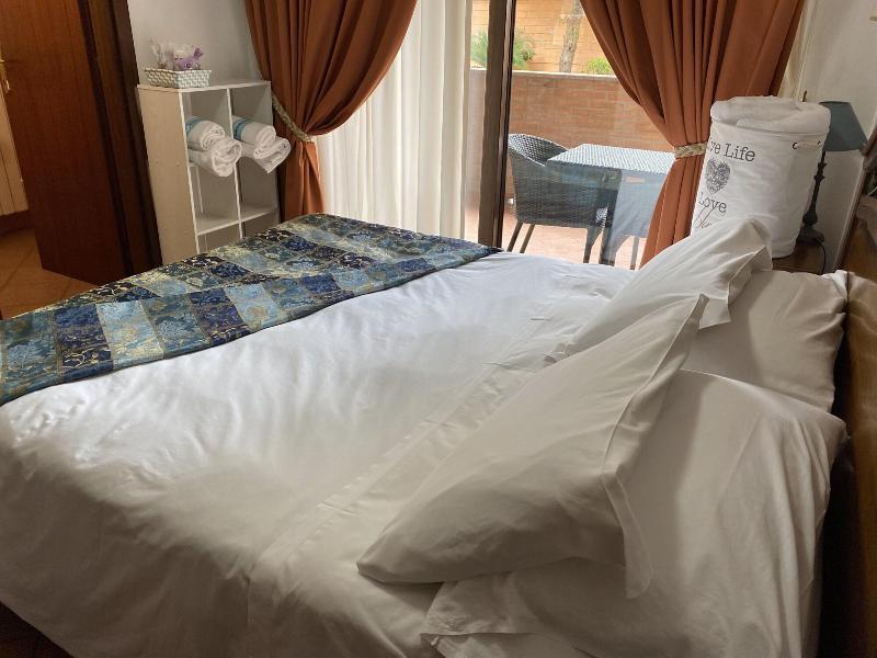 Euro House Inn Airport Hotel Residence - Oda