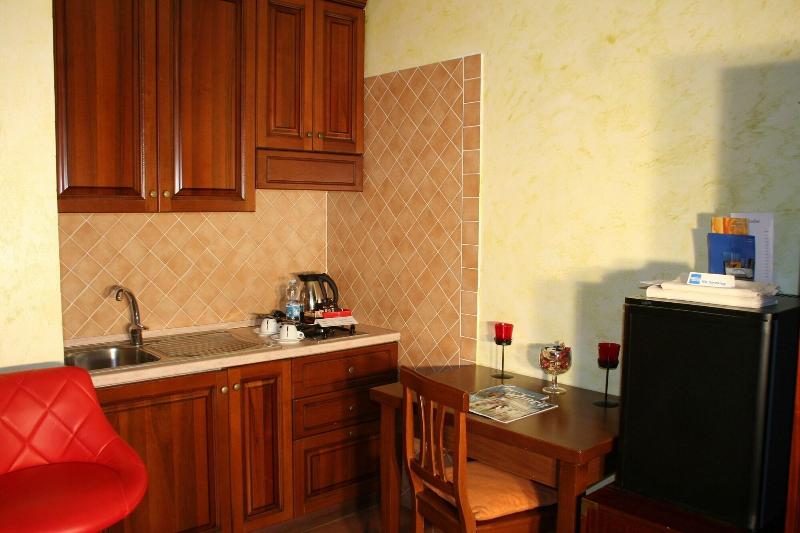 Euro House Inn Airport Hotel Residence - Oda