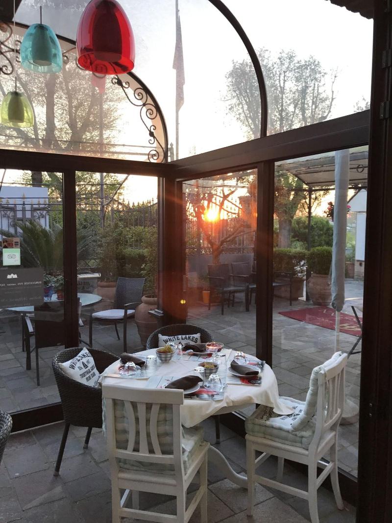 Euro House Inn Airport Hotel Residence - Restoran