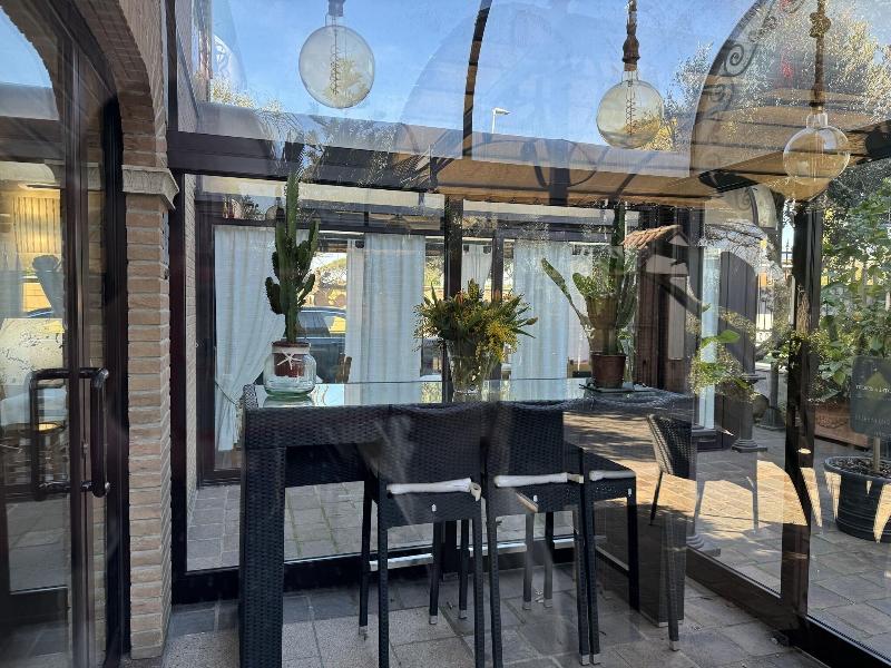 Euro House Inn Airport Hotel Residence - Restoran