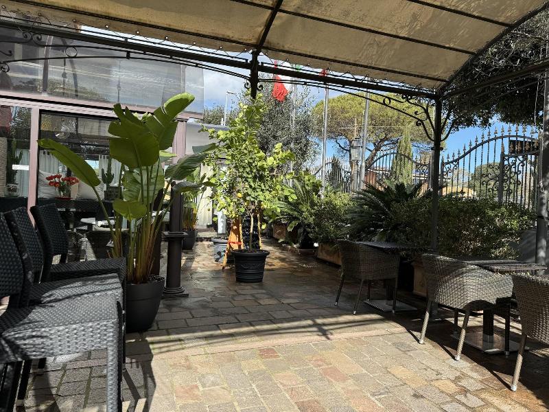 Euro House Inn Airport Hotel Residence - Restoran