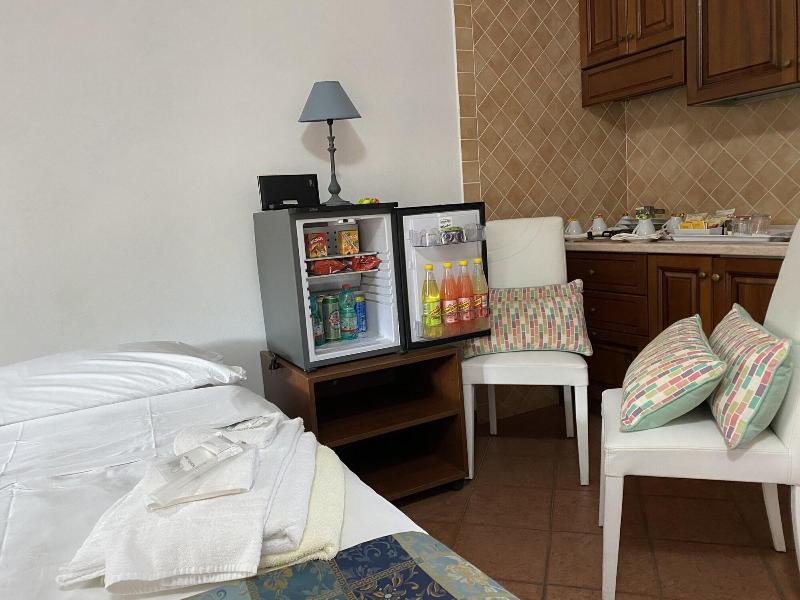 Euro House Inn Airport Hotel Residence - Restoran